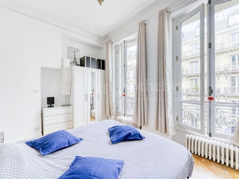 Appartement Paris 9e - 3 chambres - 125m²