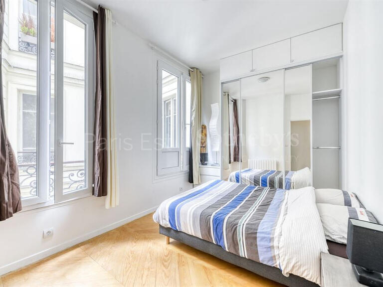 Appartement Paris 9e - 3 chambres - 125m²