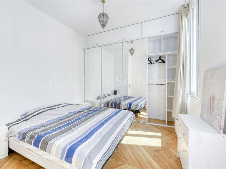 Appartement Paris 9e - 3 chambres - 125m²