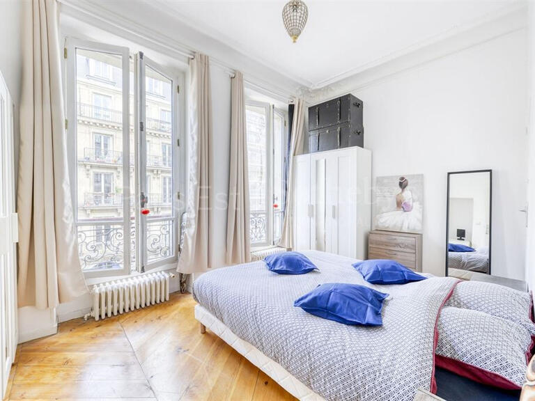 Appartement Paris 9e - 3 chambres - 125m²