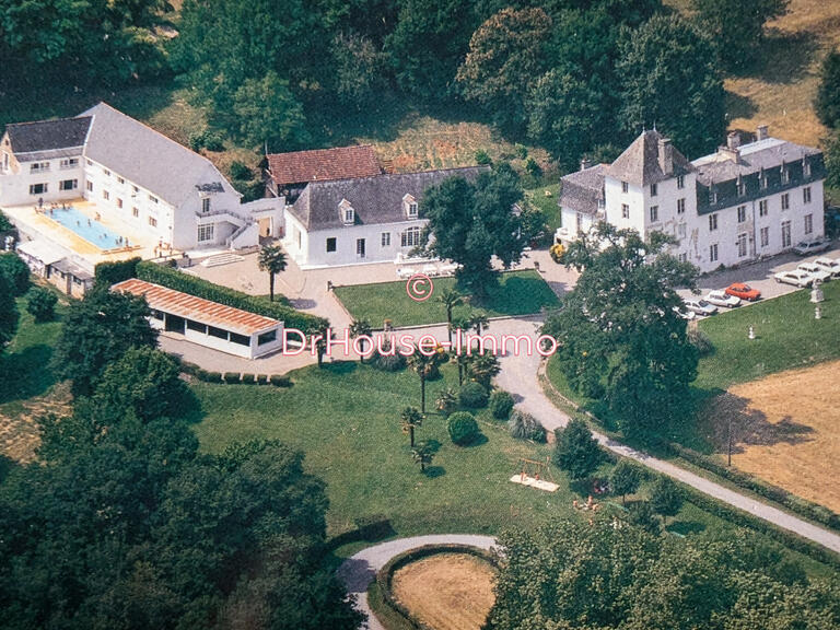 Château Pau - 11 chambres - 1500m²