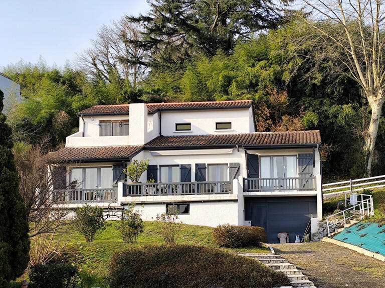 House Pau - 4 bedrooms - 189m²