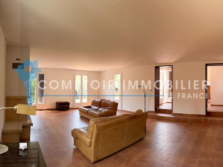 Maison Pélissanne - 6 chambres - 200m²