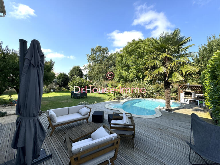 Villa Périgny - 5 bedrooms - 160m²