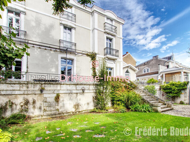 Villa Périgueux - 7 chambres - 391m²