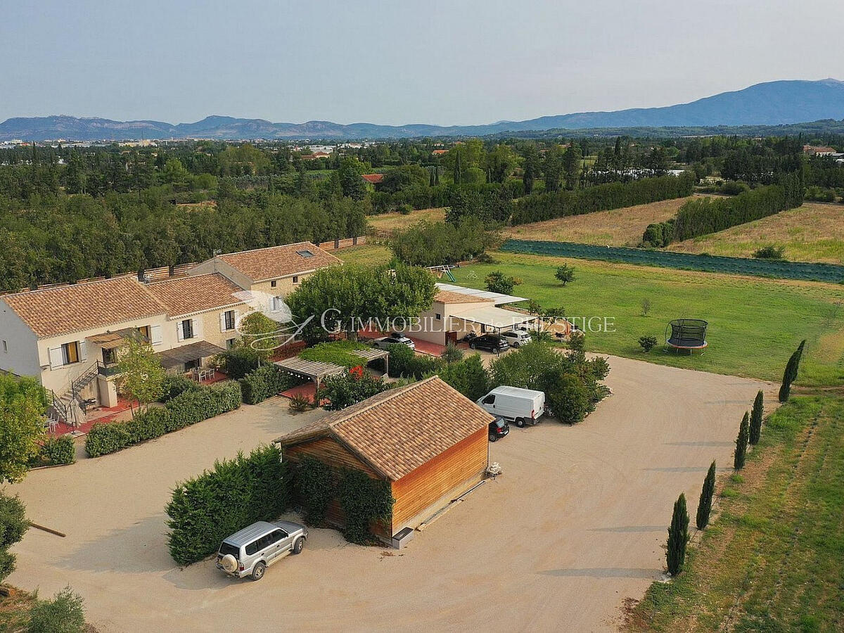 House Pernes-les-Fontaines