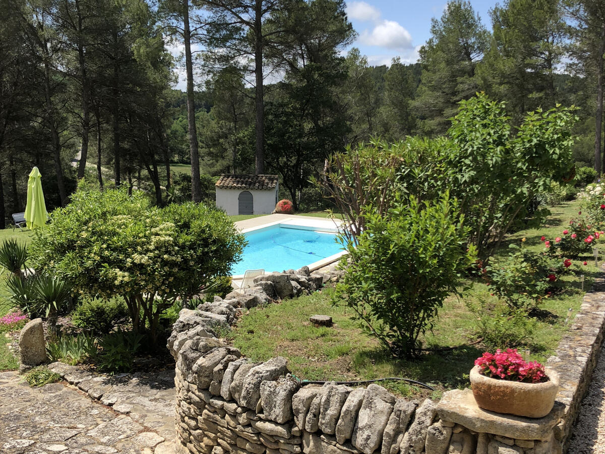 Property Pernes-les-Fontaines