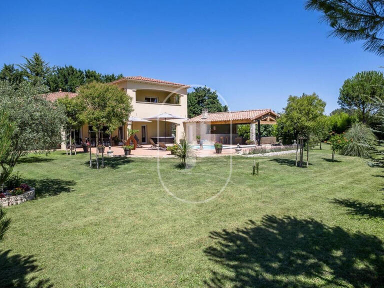 Villa Pernes-les-Fontaines - 3 bedrooms - 200m²