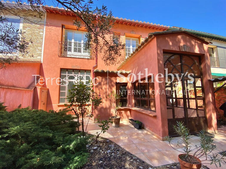 Maison Perpignan - 3 chambres - 184m²