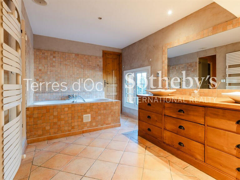 Maison Perpignan - 3 chambres - 184m²