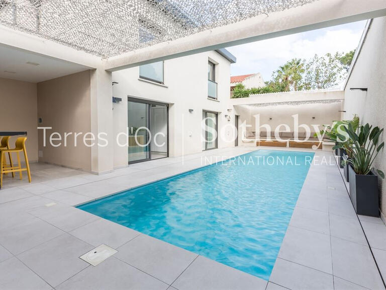 Maison Perpignan - 3 chambres - 220m²