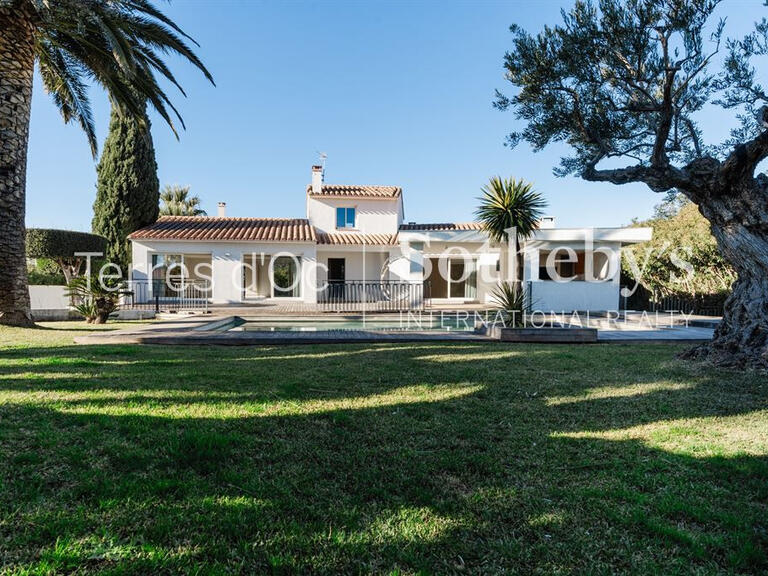 Maison Perpignan - 3 chambres - 176m²