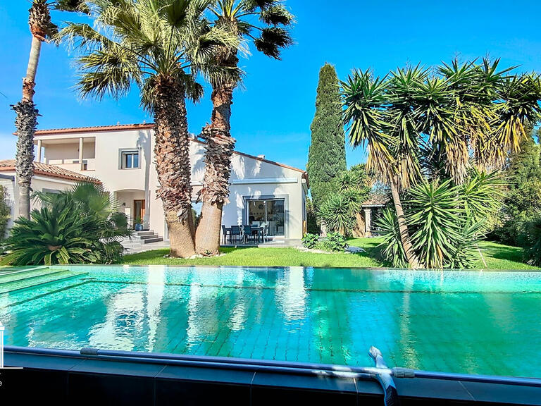 Maison Perpignan - 5 chambres - 257m²