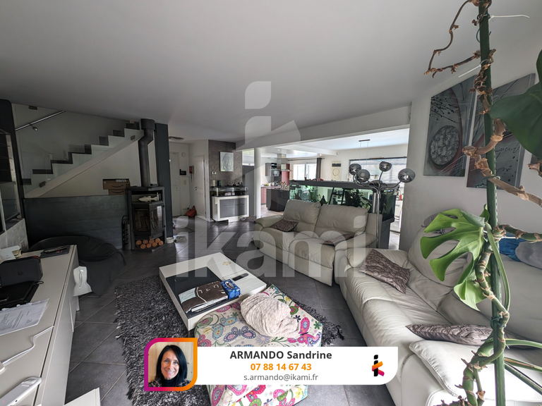 Sale House Pers-Jussy - 4 bedrooms