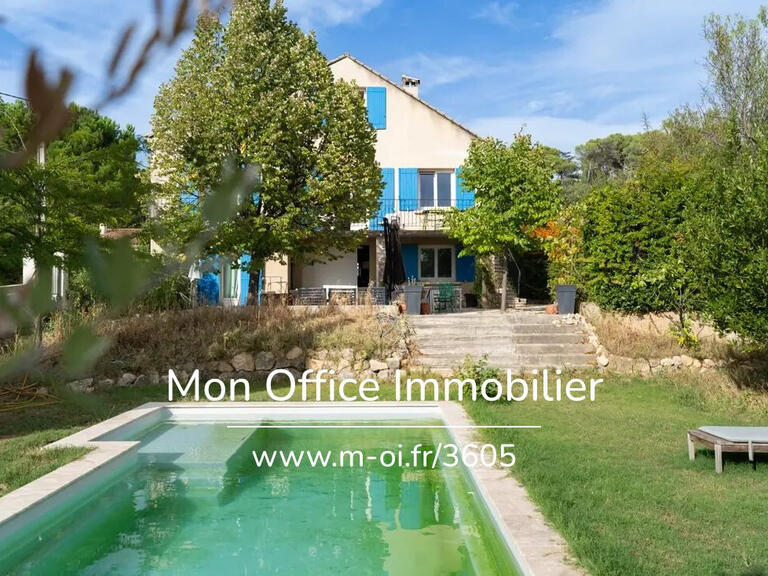 Villa Pertuis - 7 bedrooms - 237m²