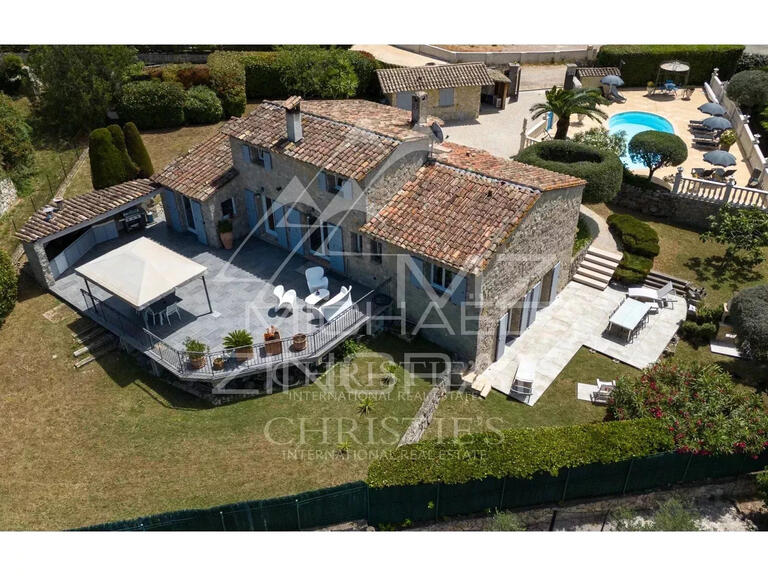 Villa Peymeinade - 4 bedrooms - 244m²