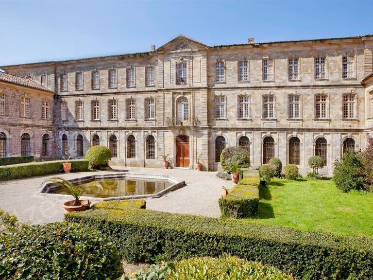 Château Pézenas - 30 chambres - 6200m²