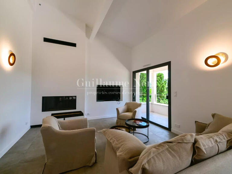 Villa Pietrosella - 4 bedrooms - 2670m²