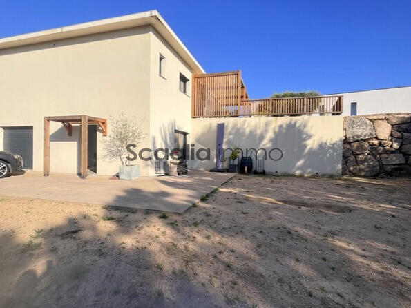 Villa Pietrosella - 2 chambres - 118m²