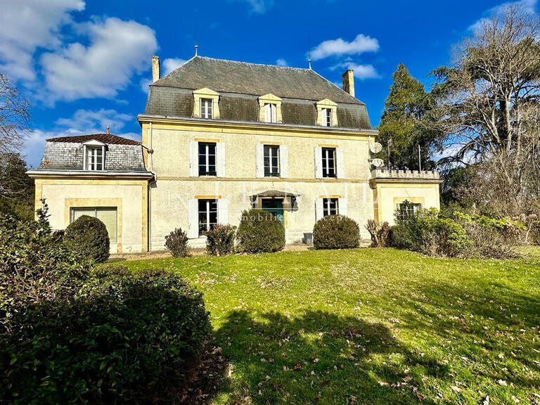 Château Pineuilh - 9 chambres - 570m²