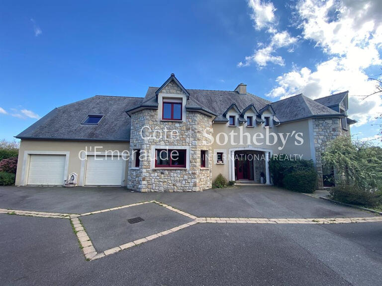 House Pleurtuit - 8 bedrooms - 372m²