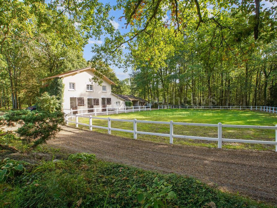 Maison Poigny-la-Forêt