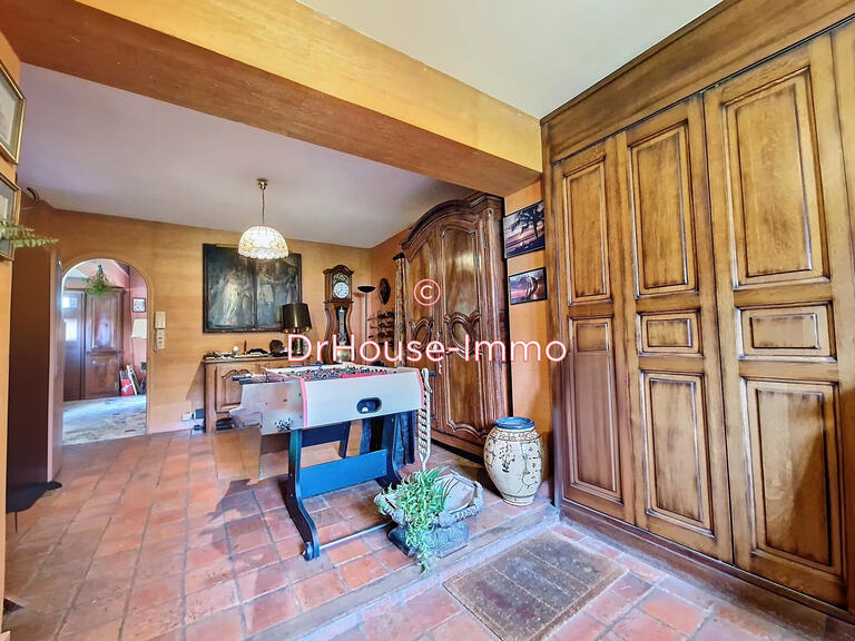 Vente Villa Poigny-la-Forêt - 7 chambres