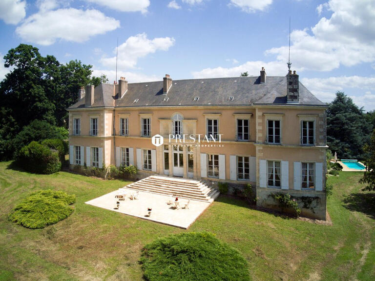 Vente Château Poitiers - 14 chambres