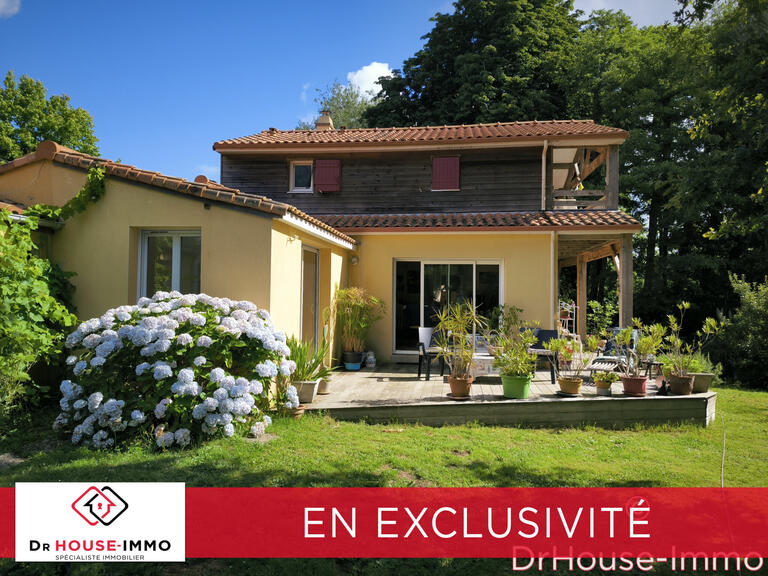 Villa Pornic - 3 bedrooms - 147m²