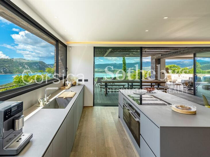 Maison Porto-Vecchio - 6 chambres - 470m²