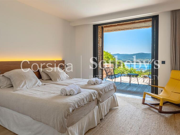 Maison Porto-Vecchio - 6 chambres - 470m²