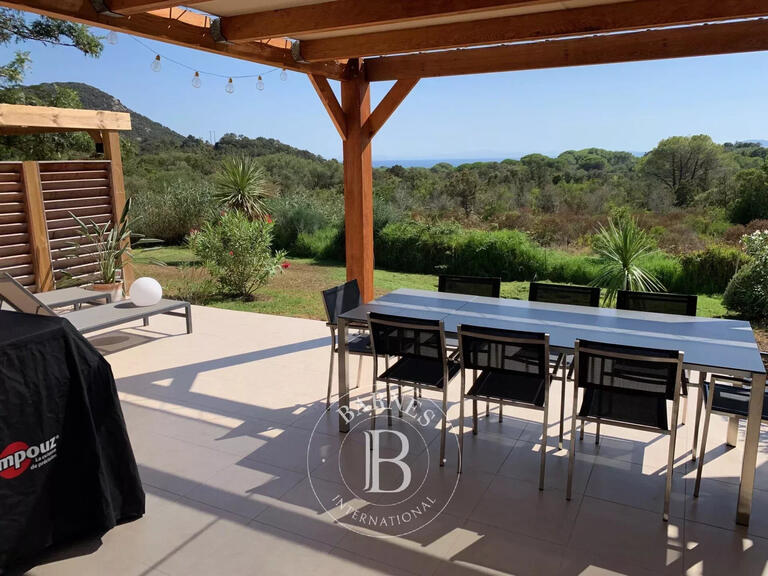 Maison Porto-Vecchio - 2 chambres - 82m²