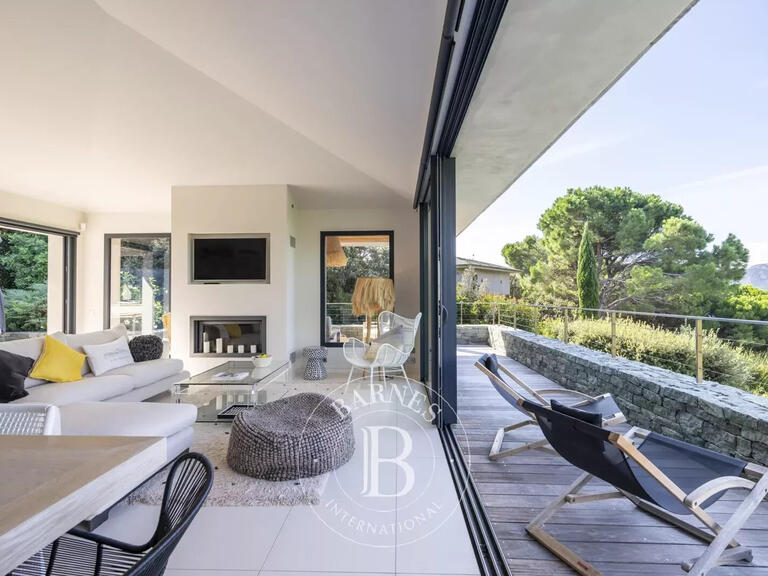 Villa Porto-Vecchio - 4 chambres - 145m²