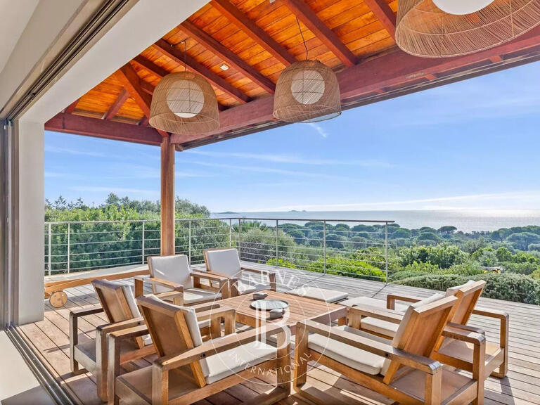 Villa Porto-Vecchio - 7 chambres - 230m²