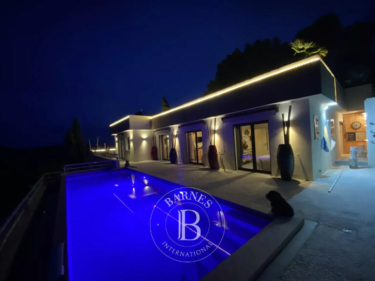 Villa Porto-Vecchio - 5 bedrooms - 183m²