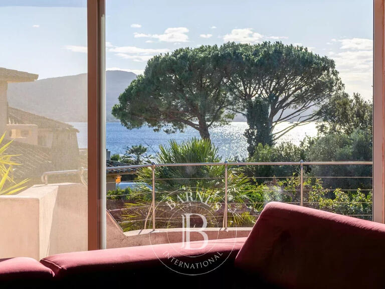 Villa Porto-Vecchio - 4 bedrooms - 200m²