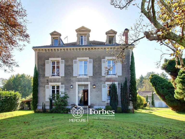 Villa Pouillon - 7 bedrooms - 400m²