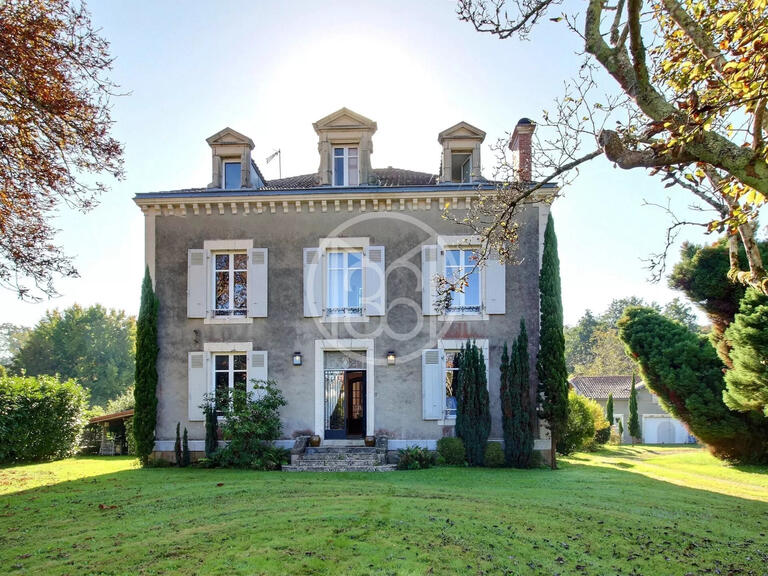 Villa Pouillon - 7 bedrooms - 400m²