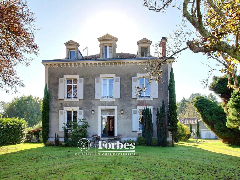 Villa Pouillon - 7 bedrooms - 400m²