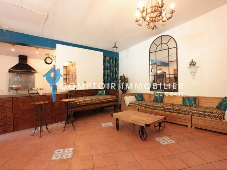 Maison Prunelli-di-Fiumorbo - 10 chambres - 535m²