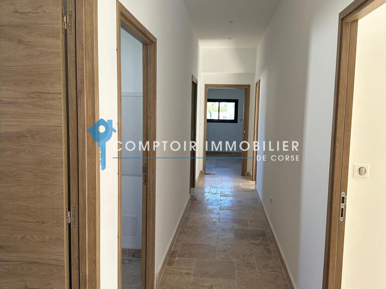 Villa Prunelli-di-Fiumorbo - 4 chambres - 140m²