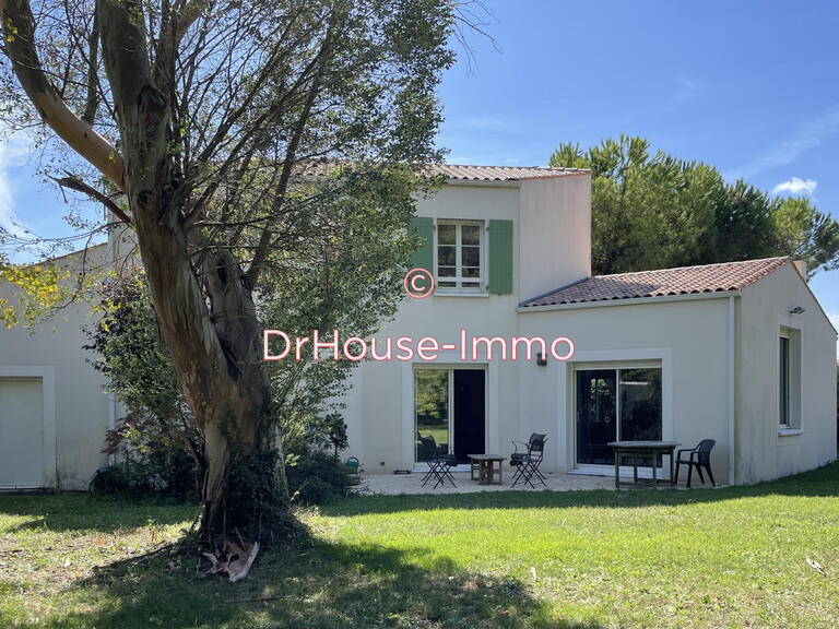 Villa Puilboreau - 5 bedrooms - 196m²