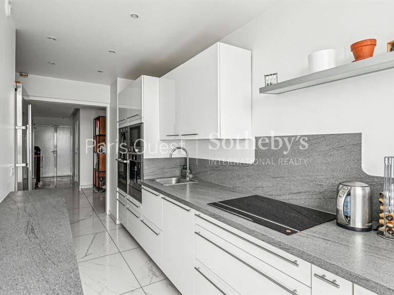 Apartment Puteaux - 2 bedrooms - 145m²