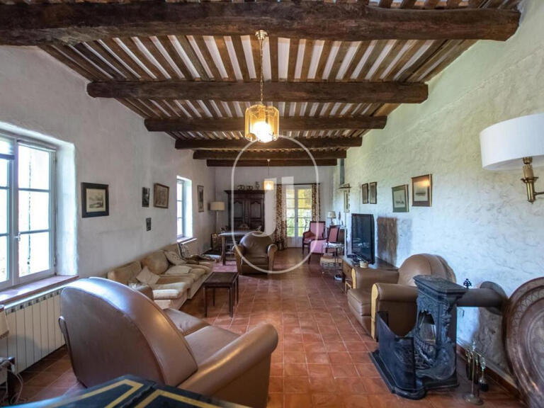 Propriété Puyméras - 8 chambres - 305m²