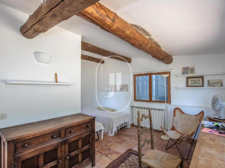 Propriété Puyméras - 8 chambres - 305m²