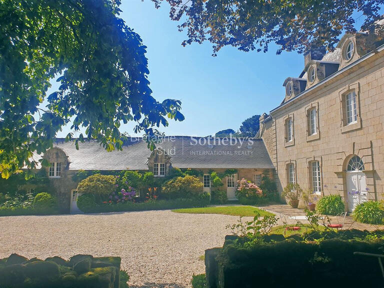 Manor Quimper - 9 bedrooms - 447m²