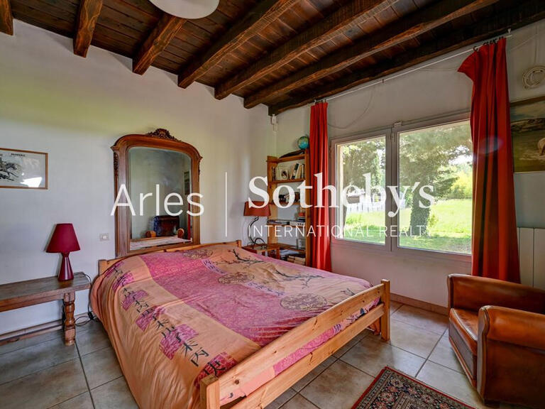 Vente Maison Raphele-les-arles - 4 chambres