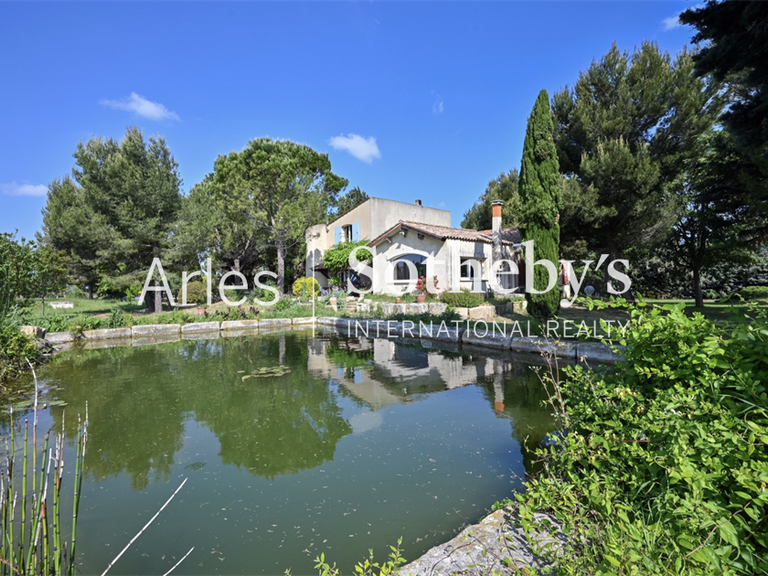 Vente Maison Raphele-les-arles - 4 chambres