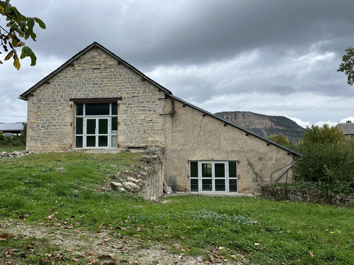 Castle Rivière-sur-Tarn