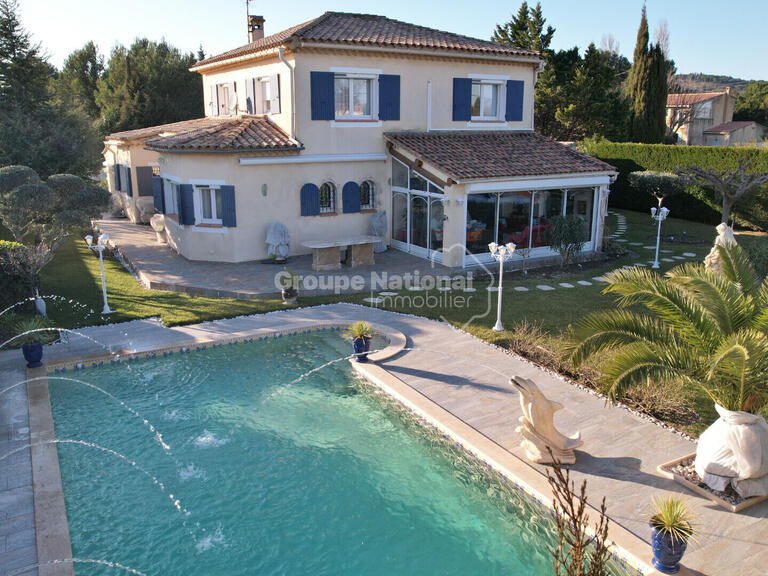 House Rochefort-du-Gard - 6 bedrooms - 245m²